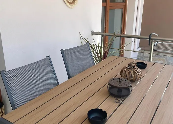 La Casa De Verano * Szkála Szotírosz