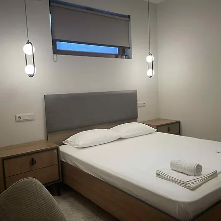 La Casa De Verano スカラ・ソティロス